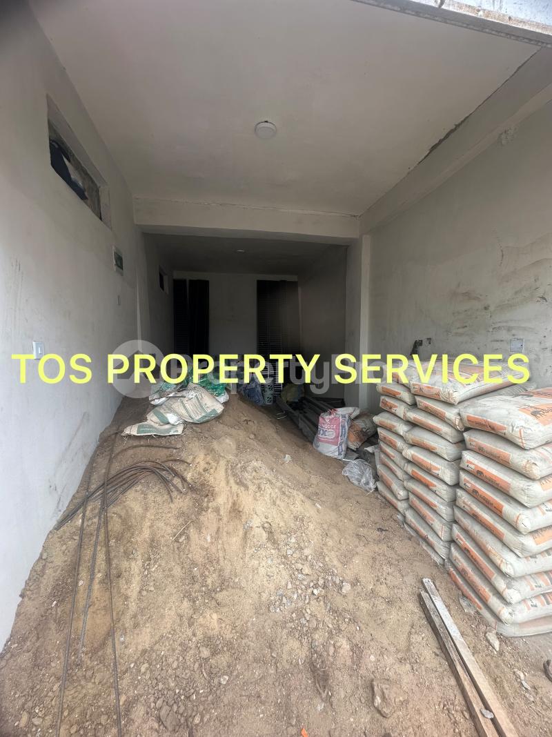 Commercial Property for rent By Herbert Macaulay Way, Yaba, Lagos Yaba Lagos