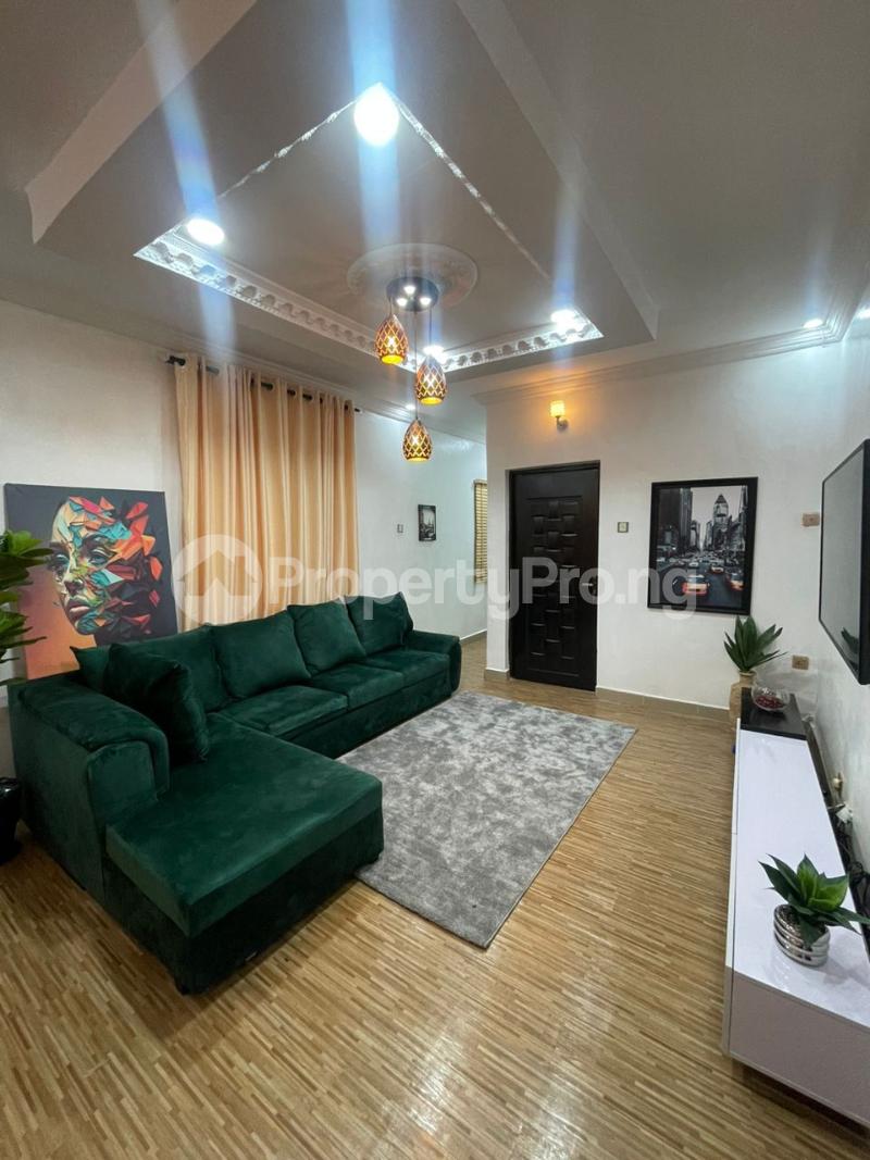 1 bedroom Flat / Apartment for shortlet In A Secured Neighborhood At Omole Phase I Gra, Berger Lagos Omole phase 1 Ojodu Lagos