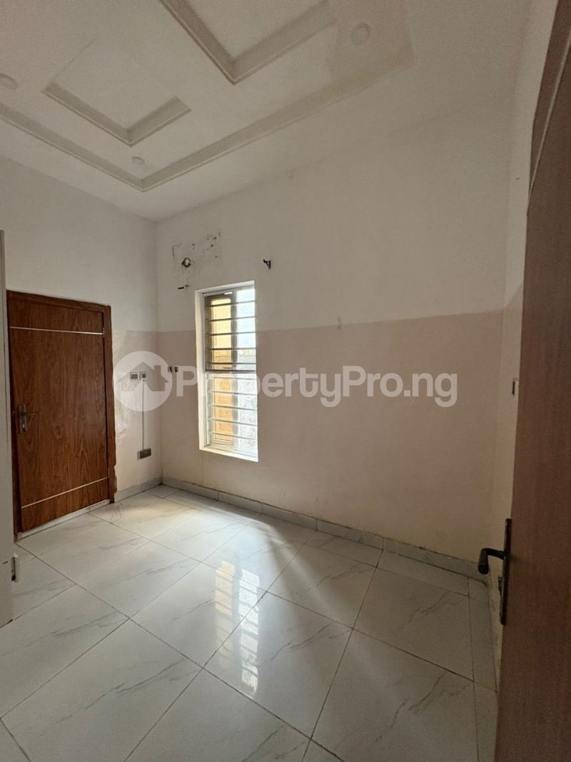 Flat / Apartment for rent Van Daniels orchid Lekki Lagos