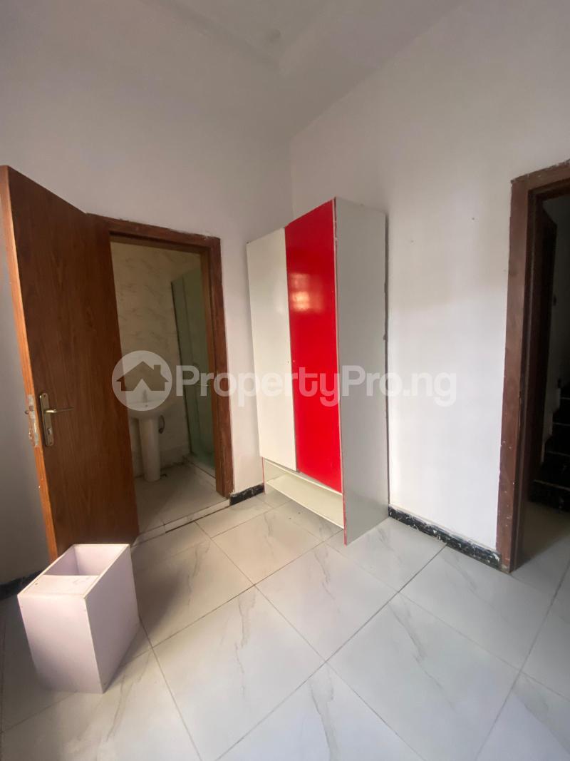 1 bedroom Flat / Apartment for rent orchid Lekki Lagos - 3