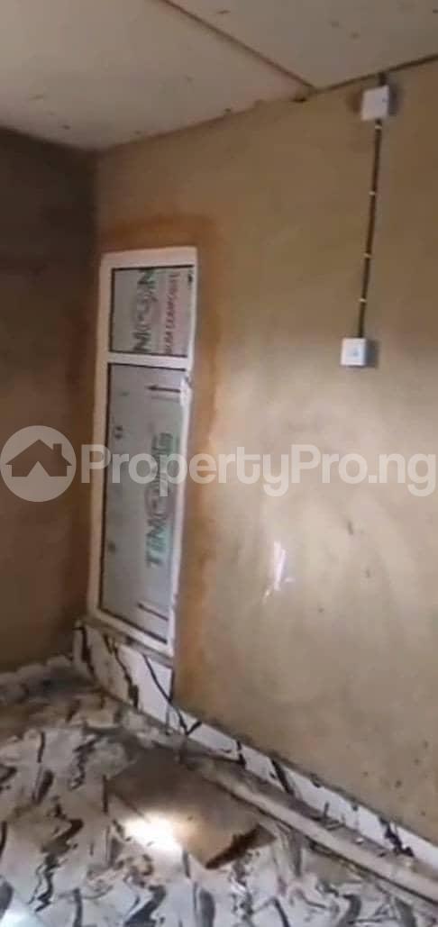 Flat / Apartment for rent Close To Unilag Akoka Yaba Lagos - 1