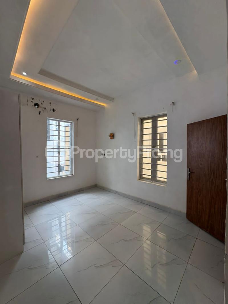 1 bedroom Flat / Apartment for rent Van Daniels Estate Orchid Road, Lekki Lagos