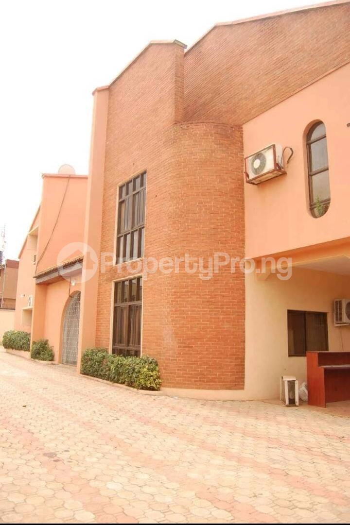 6 bedroom House for sale Akobo Ibadan Oyo