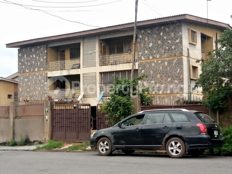 4 bedroom Flat / Apartment for sale Idi Orogbo Ring Rd Ibadan Oyo