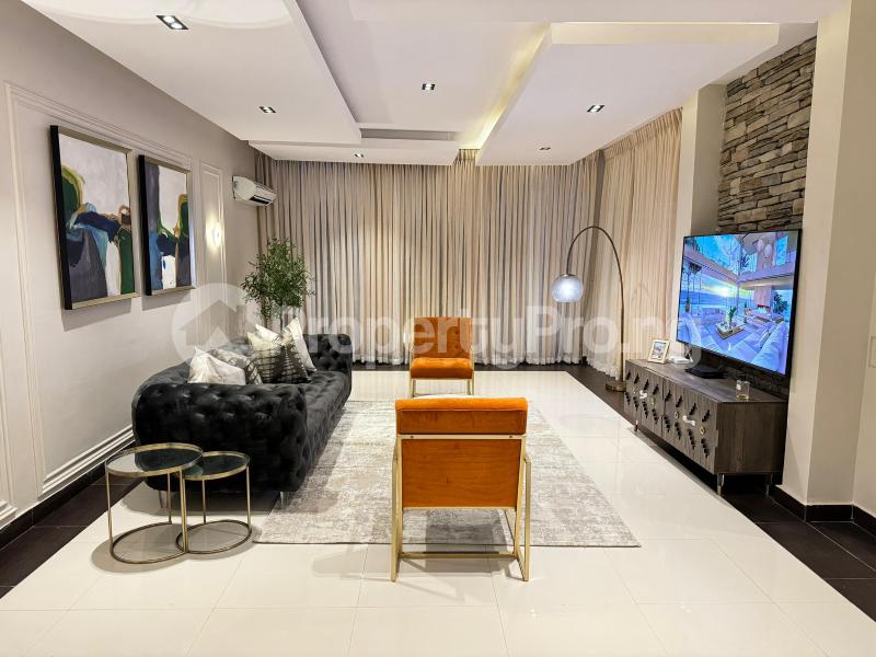 2 bedroom Flat / Apartment for shortlet ONIRU Victoria Island Lagos