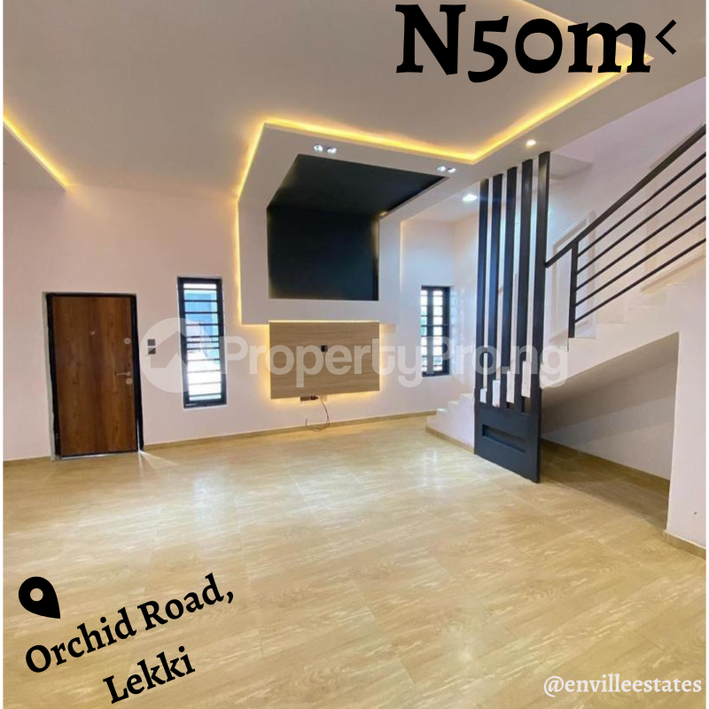 4 bedroom House for sale Orchid Road Lekki Lagos