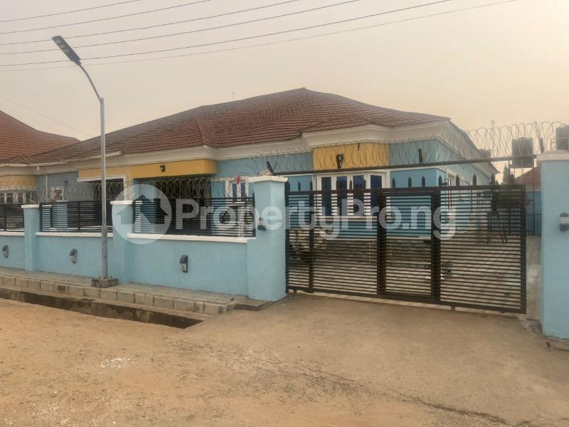 3 bedroom House for sale Along Von Garden Estate Road Lugbe Abuja