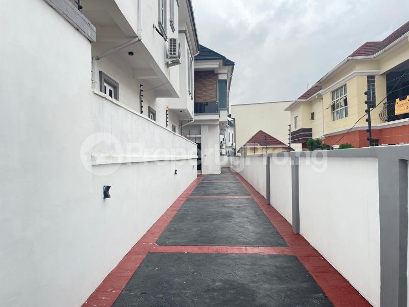 4 bedroom House for sale Ologolo Lekki Lagos - 0