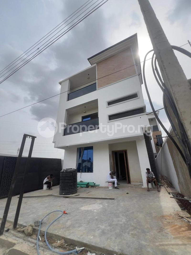 4 bedroom House for sale Magodo Phase 1 Ikeja Lagos