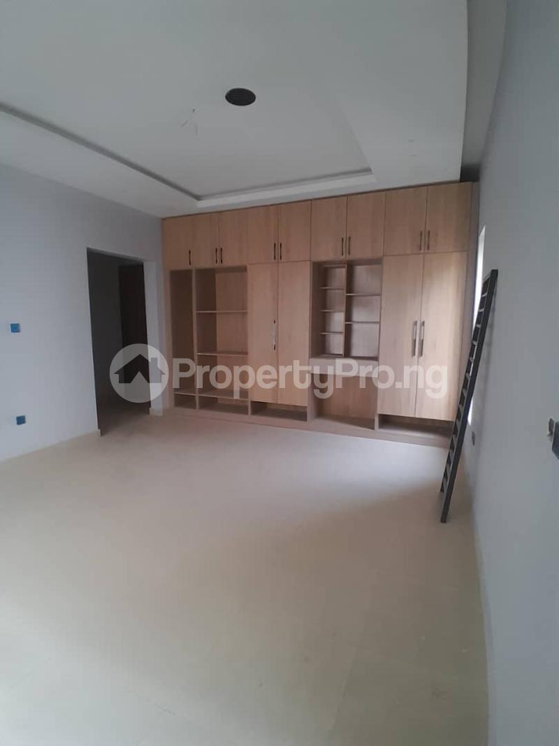 5 bedroom House for sale Guzape Abuja