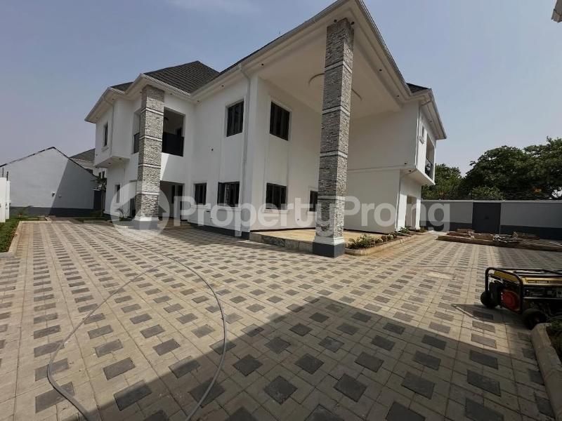 5 bedroom House for sale Galadimawa Abuja