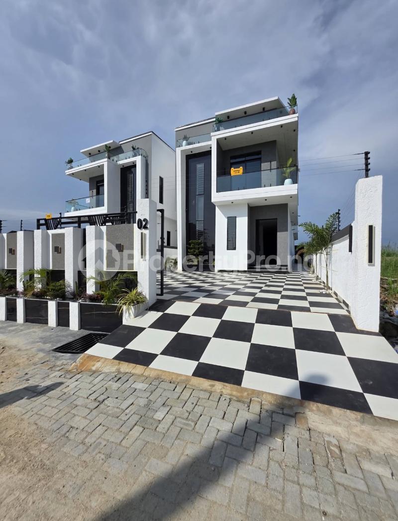 5 bedroom House for sale Lekki Ado Ajah Lagos