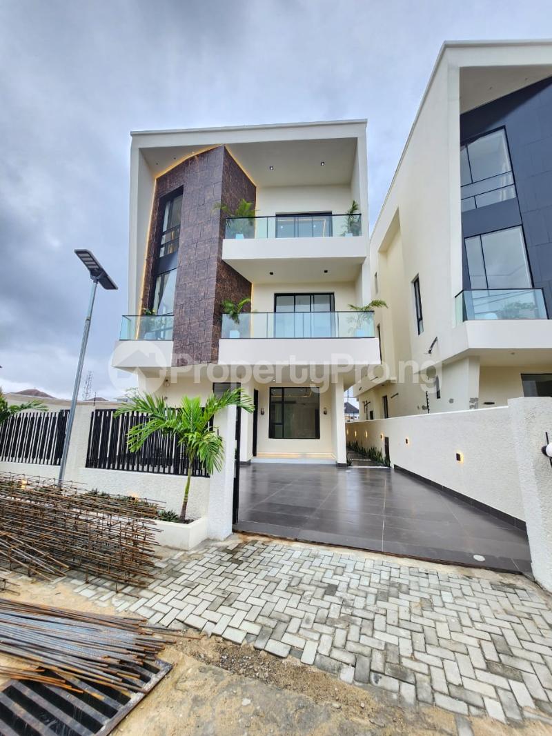 5 bedroom House for sale Orchid Road Orchid Lekki Lagos