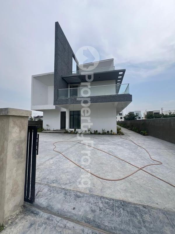 5 bedroom House for sale Lekki Lagos
