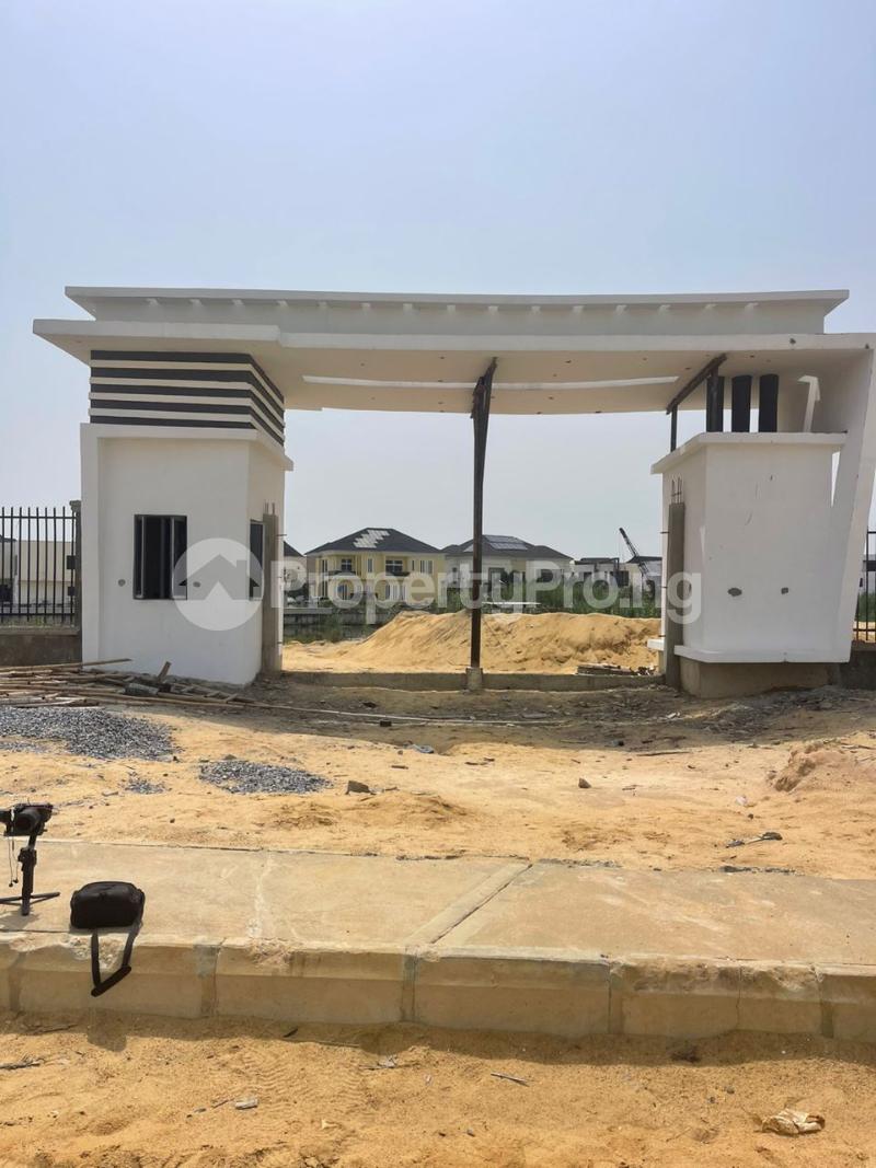 Land for sale Chevron Lekki Lagos