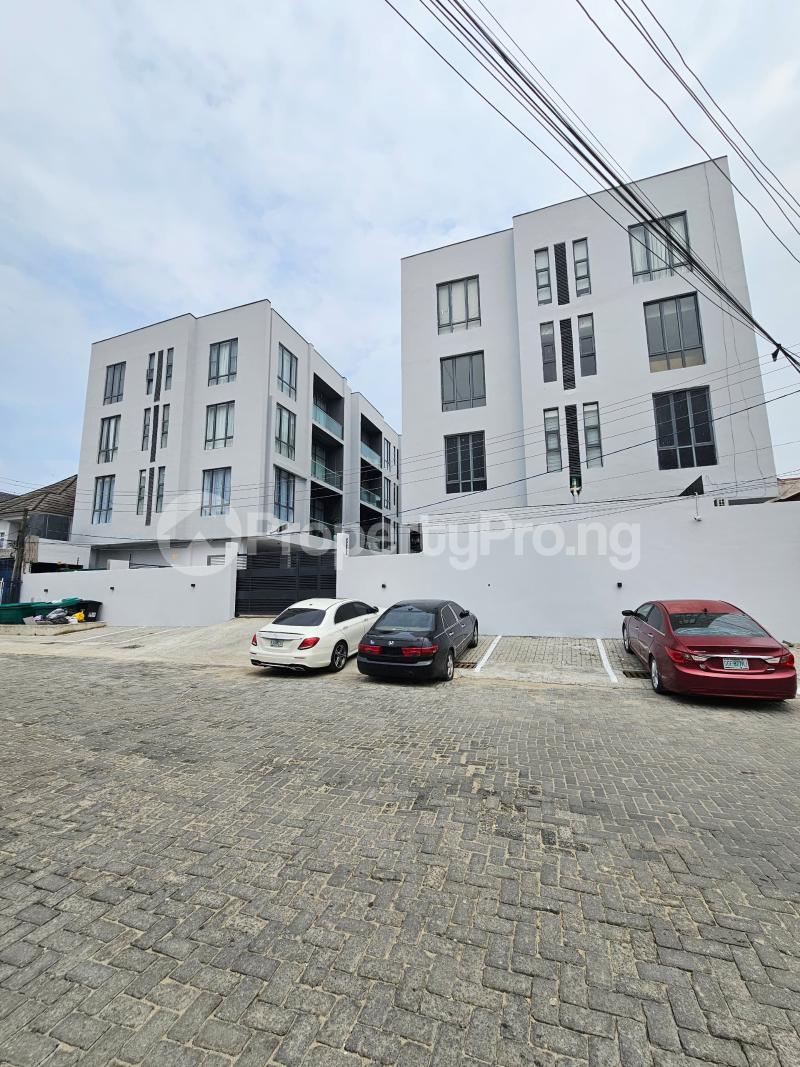 2 bedroom Flat / Apartment for sale chevron Lekki Lagos