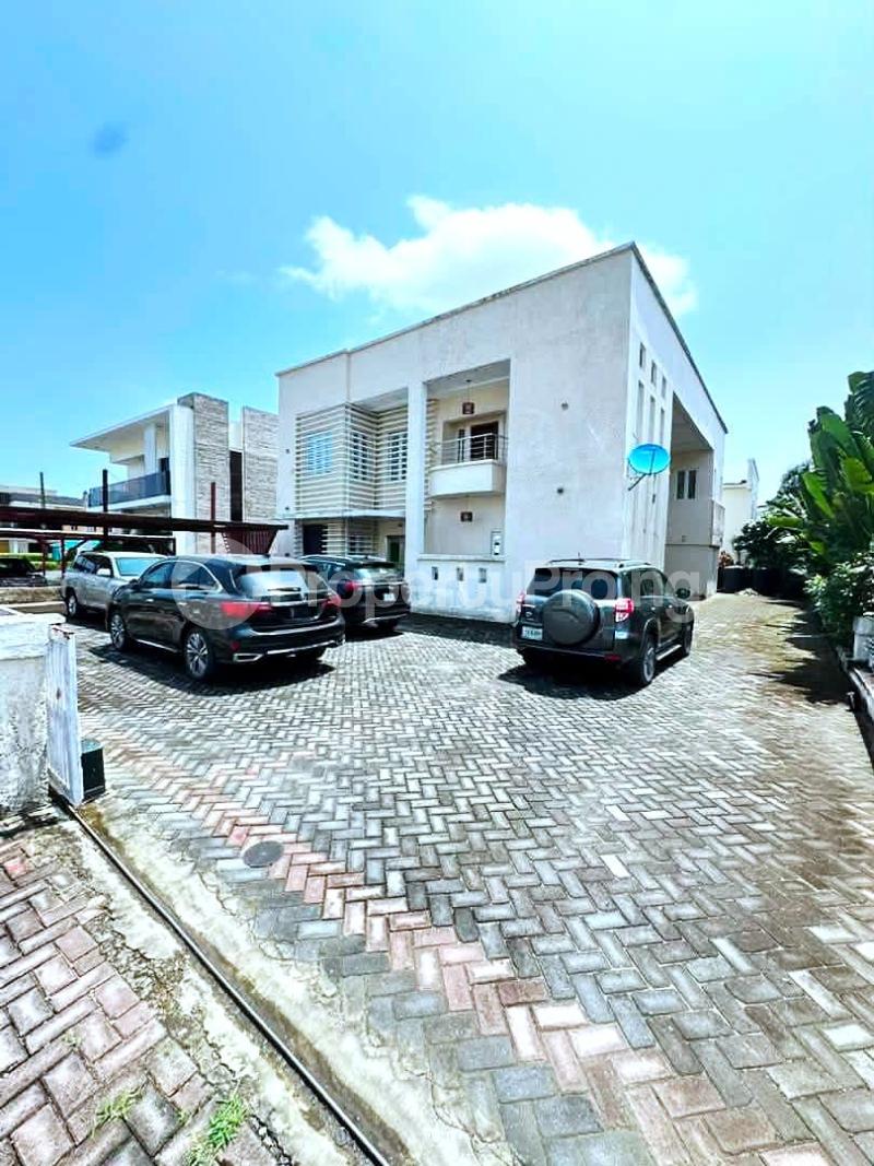 4 bedroom House for sale Chevron Drive Lekki Lagos