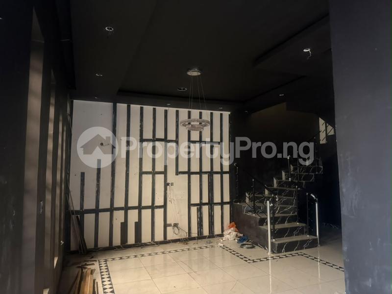 3 bedroom House for rent Adjacent Pioneer Road Osapa london Lekki Lagos