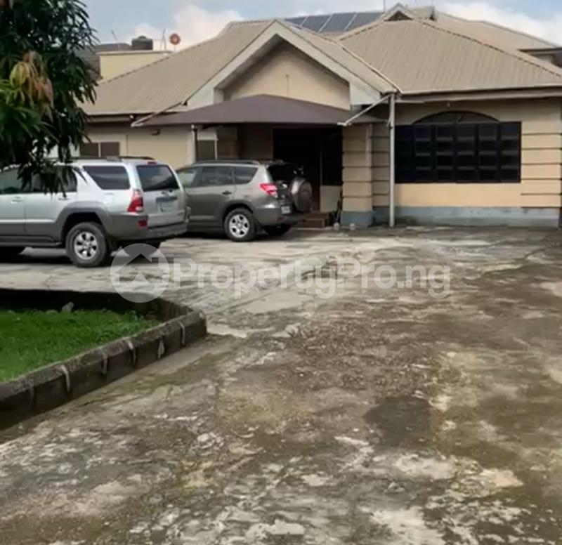 4 bedroom House for sale Millenuim/UPS Gbagada Lagos