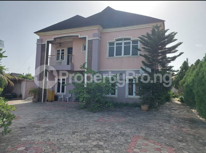 4 bedroom House for sale Ajao Est, Isolo Lagos