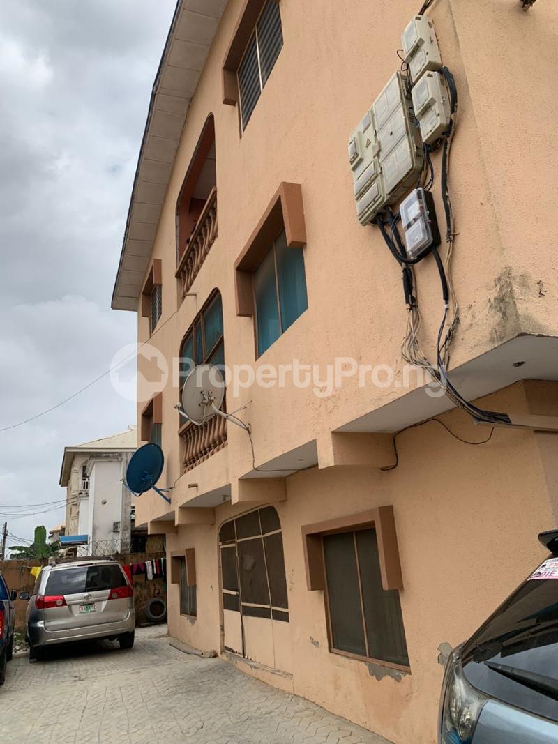 House for sale Off Ago Palace Ago palace Okota Lagos