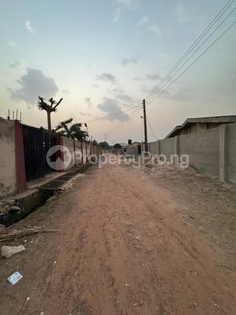 6 bedroom House for sale Omolayo Estate Akobo Ibadan Oyo