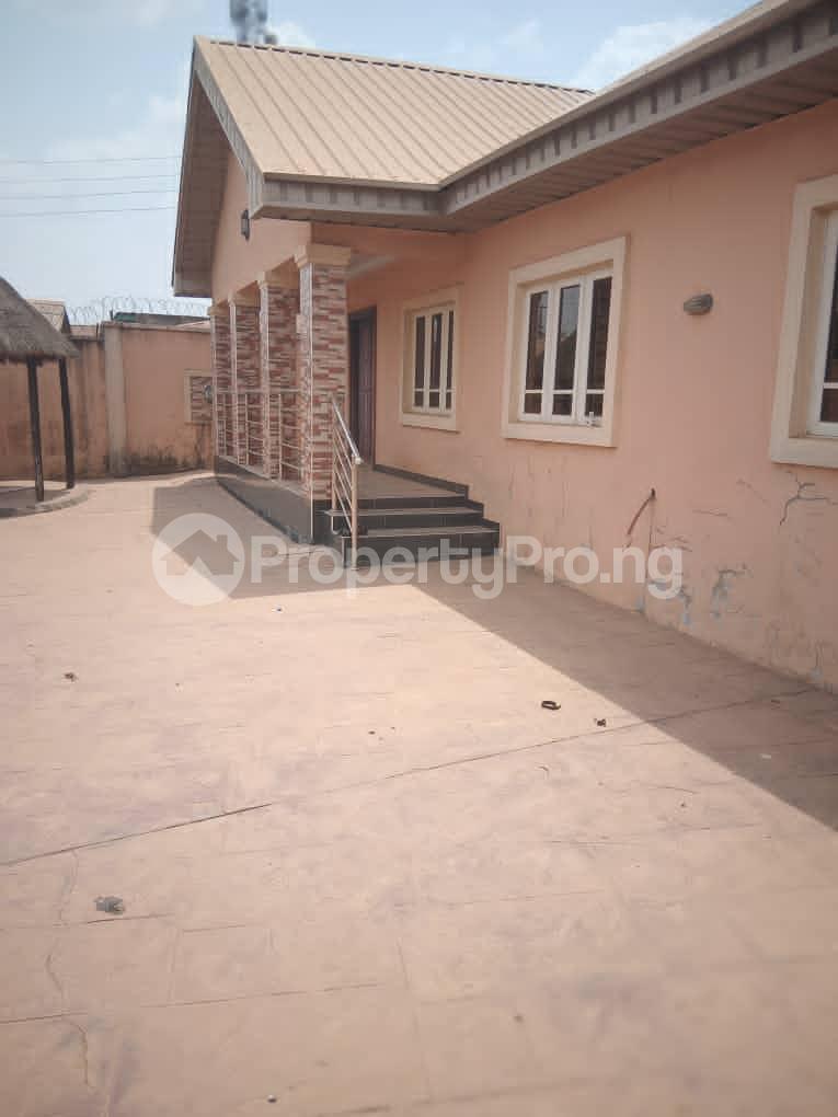 3 bedroom House for sale Kasumu Zone A Akala Express Ibadan Oyo