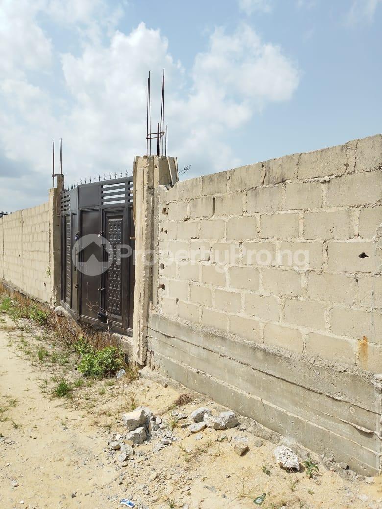 Land for sale Off Soji Oshodi Pedro Road Palmgrove Shomolu Lagos