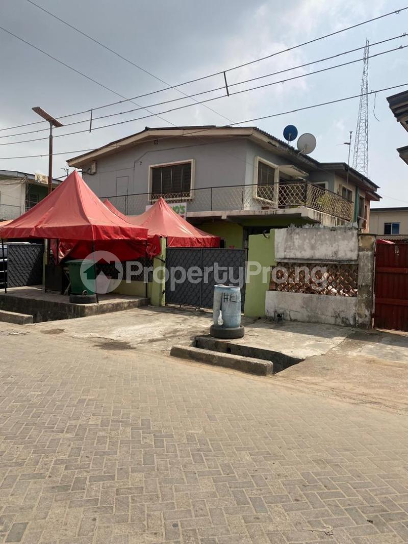 4 bedroom House for sale Off Masha Road Surulere Lagos