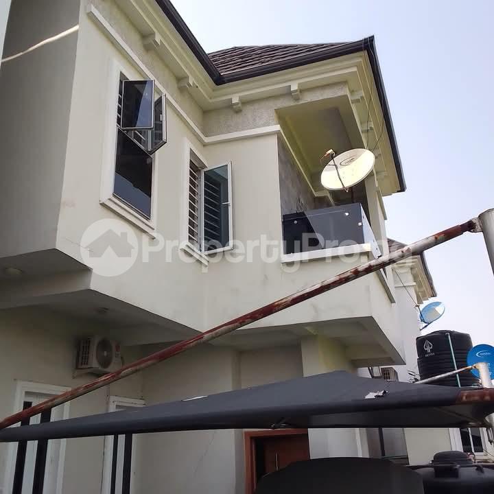 4 bedroom House for sale Tulip Haven Estate, Chevron Alternative Lekki Lagos