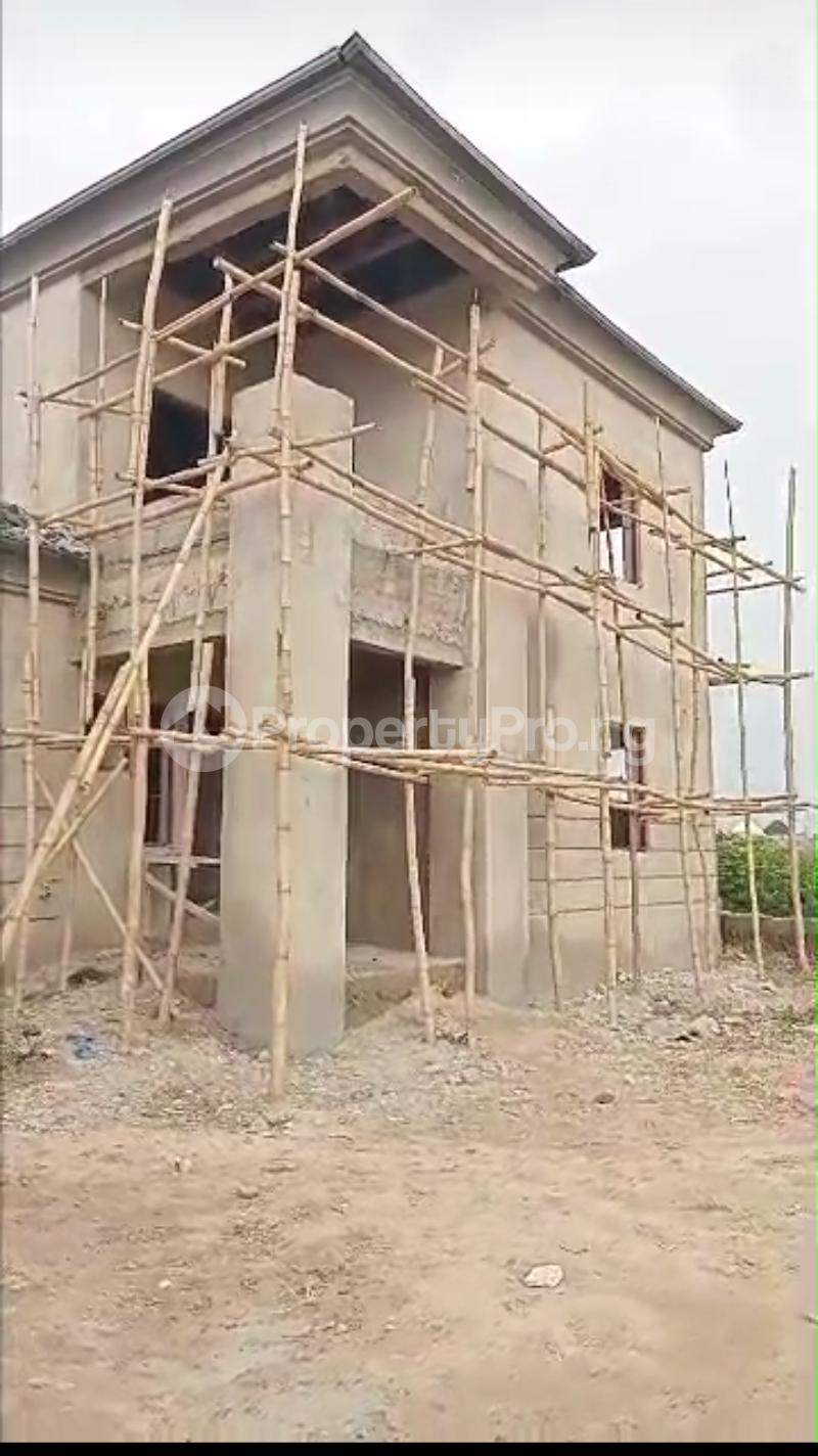 5 bedroom House for sale Behind Matrix Filling Station Airport Road, Lugbe Abuja