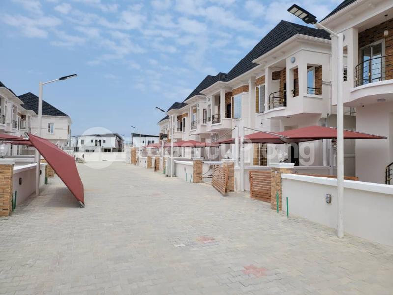 4 bedroom House for sale Lekki Lagos
