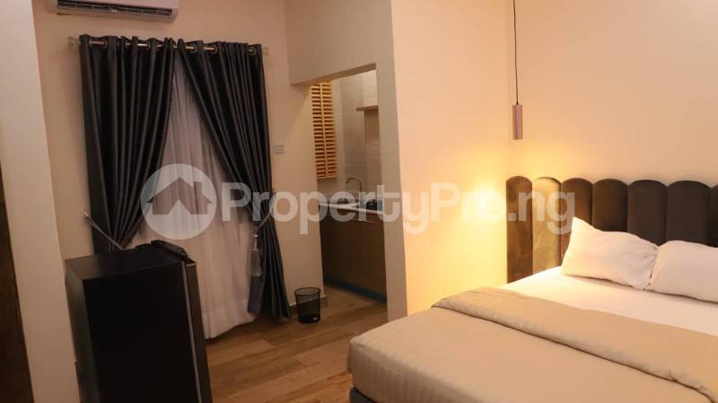 1 bedroom Flat / Apartment for shortlet Onike Street Onike Yaba Lagos