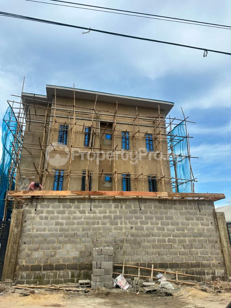 3 bedroom House for sale CMD Road Kosofe/Ikosi Lagos
