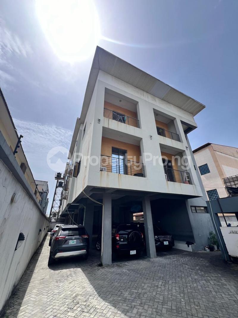 1 bedroom Flat / Apartment for rent Lekki Right Ikate Lekki Lagos