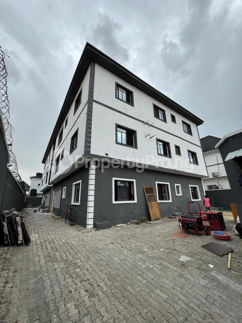 Flat / Apartment for rent Osapa london Lekki Lagos