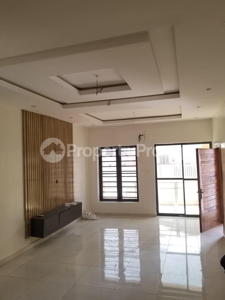 2 bedroom House for rent Ilasan Lekki Lagos