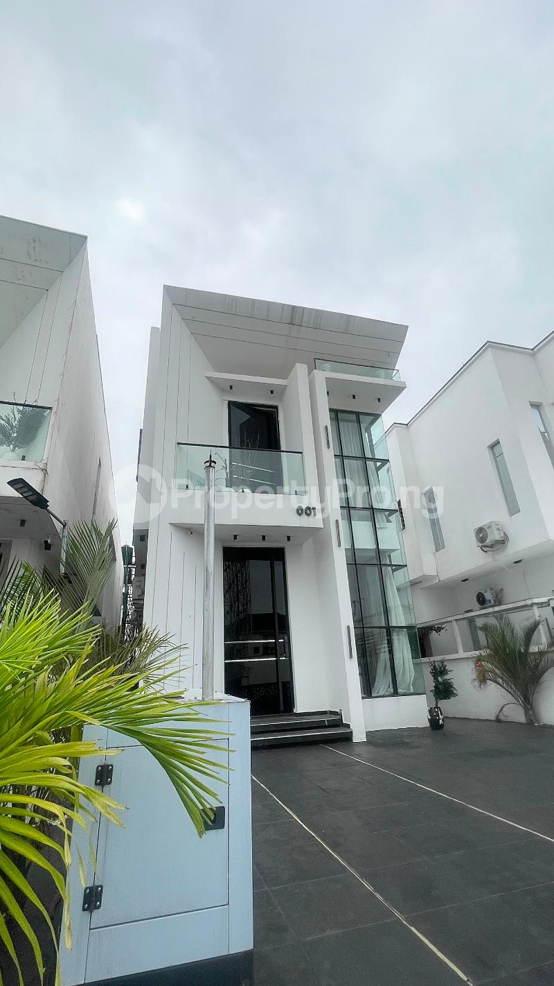 5 bedroom House for sale Chevron Lekki Lagos