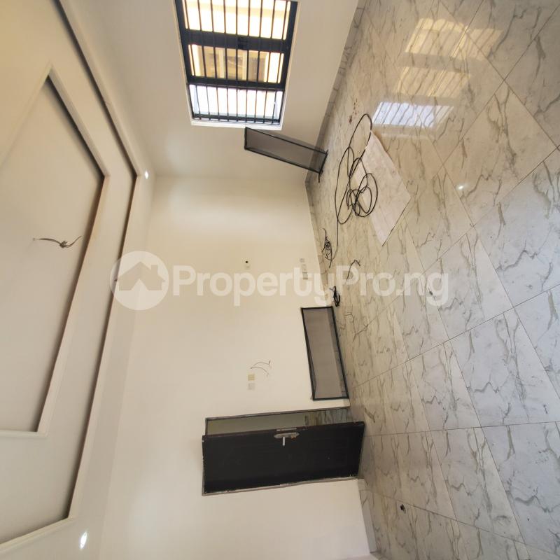 1 bedroom Flat / Apartment for rent Jakande Ologolo Lekki Lagos