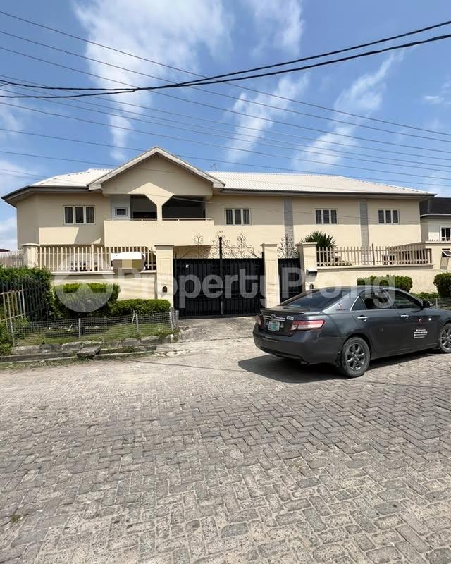 2 bedroom House for rent Lekki Phase 1 Lekki Lagos