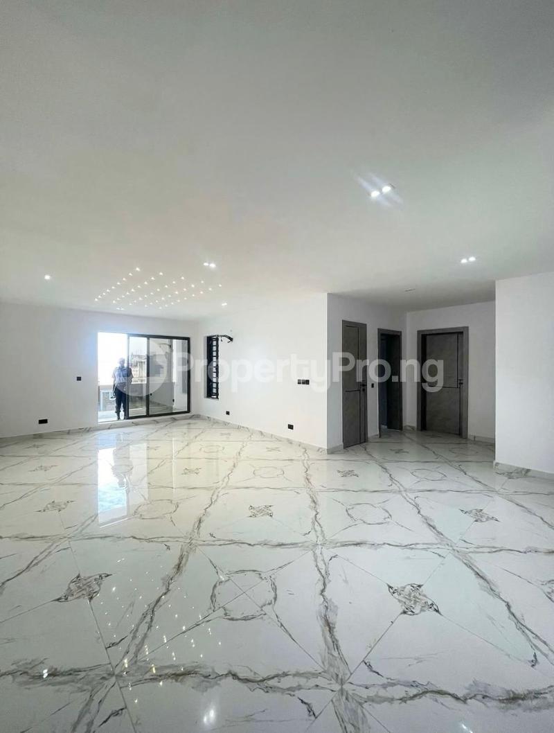 2 bedroom House for rent Lekki Phase 1 Lekki Lagos