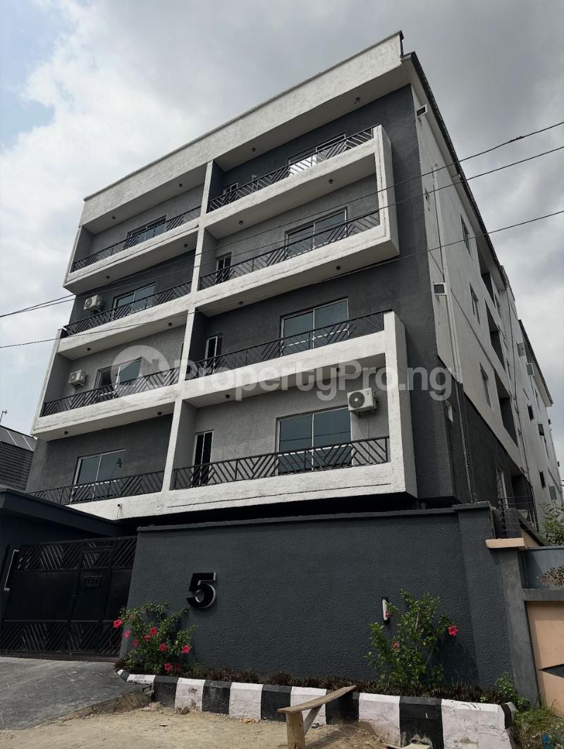 2 bedroom House for rent Ilasan Lekki Lagos