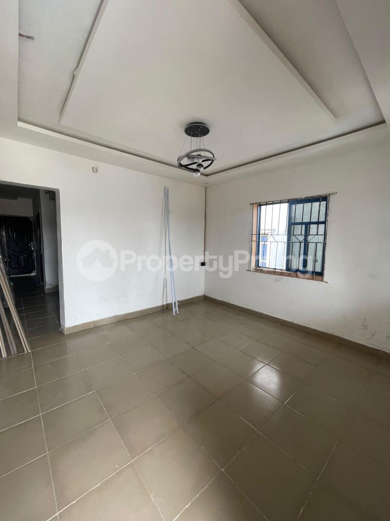 2 bedroom Flat / Apartment for rent Karounwi Street, Via Oduduwa, Surulere Lagos