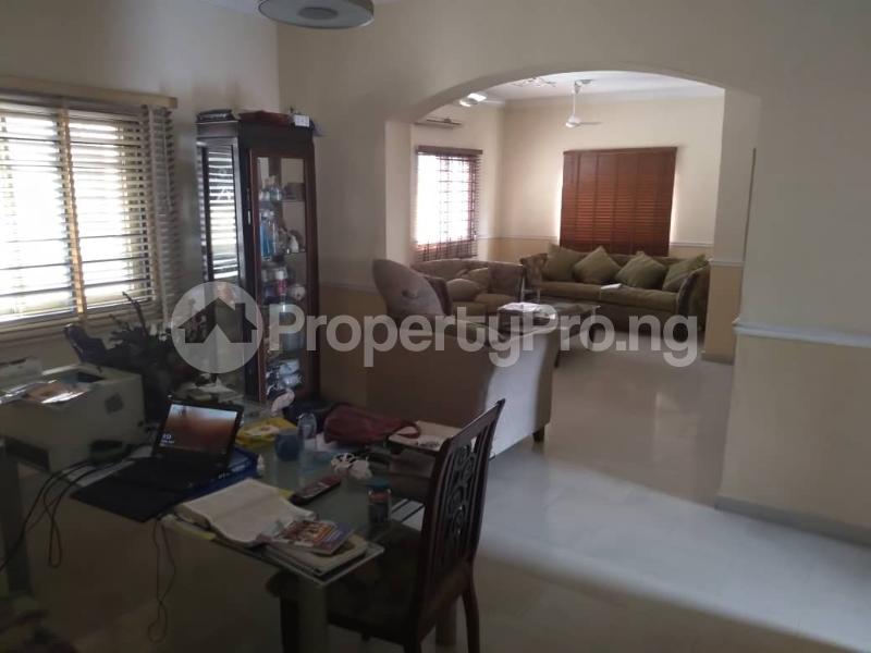 2 bedroom Flat / Apartment for rent Off Commercial Avenue ( By Ozone Cinemas) Sabo Yaba Lagos