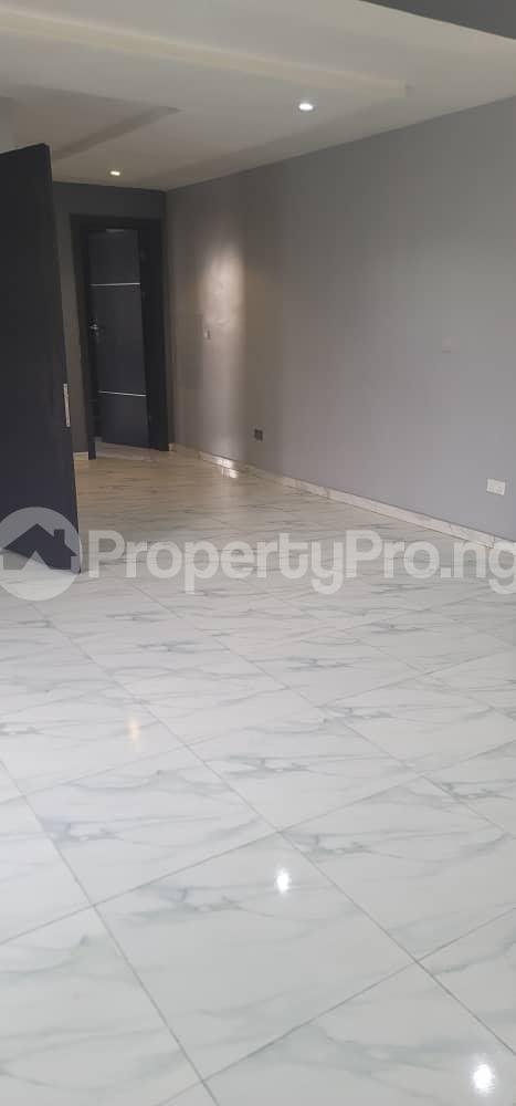 2 bedroom Flat / Apartment for rent In An Estate Ologolo Lekki Lagos