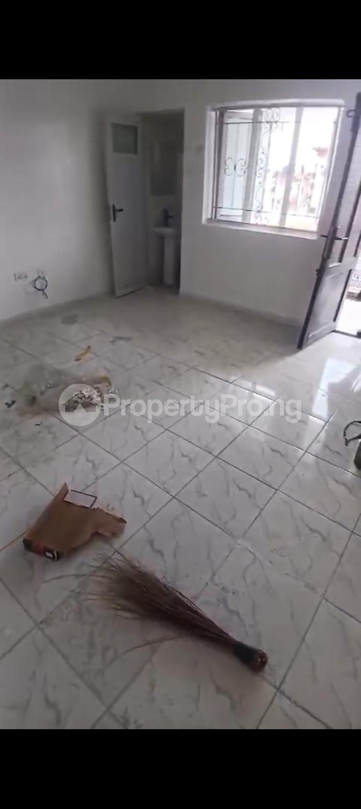 2 bedroom House for rent Dopemu Agege Lagos