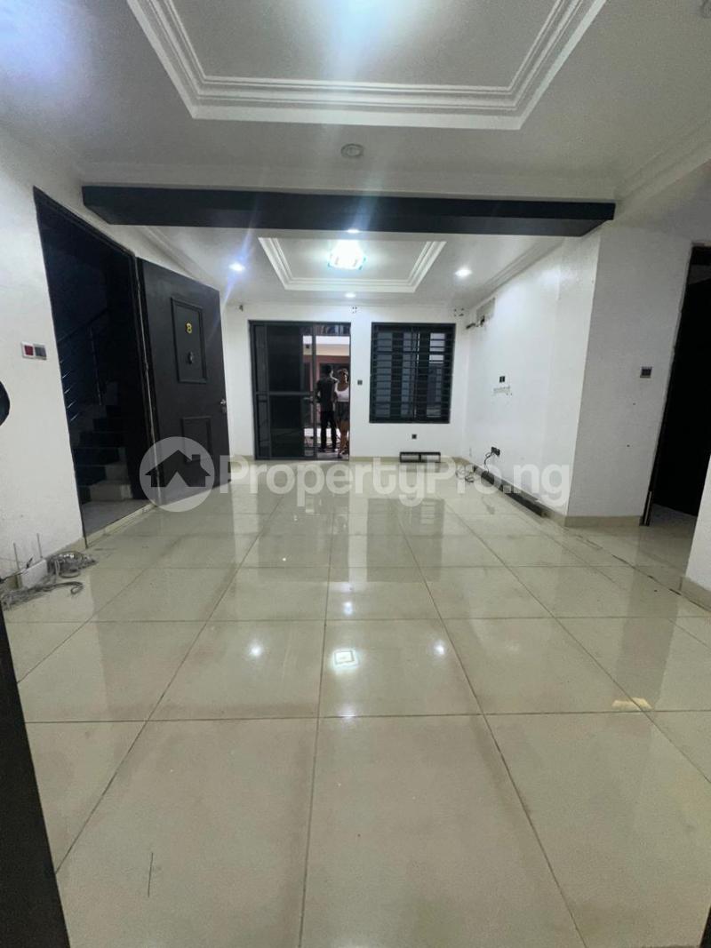 2 bedroom House for rent Penuel Gardens Estate Alpha Beach Road Lekki Lagos