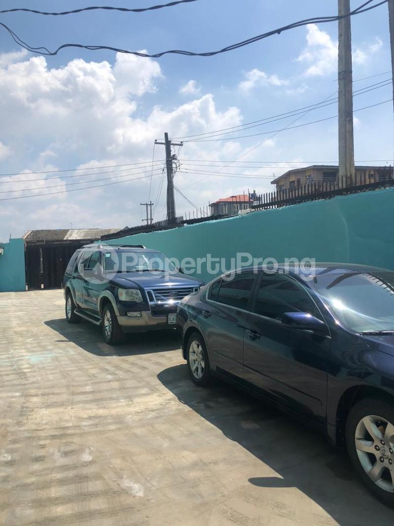 2 bedroom Flat / Apartment for rent Behind The Mall Alausa Ikeja Lagos