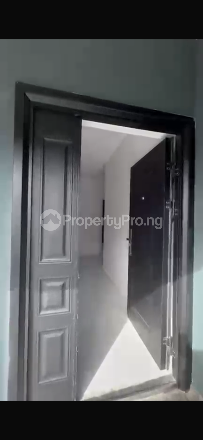 2 bedroom Flat / Apartment for rent Mafoluku Oshodi Lagos