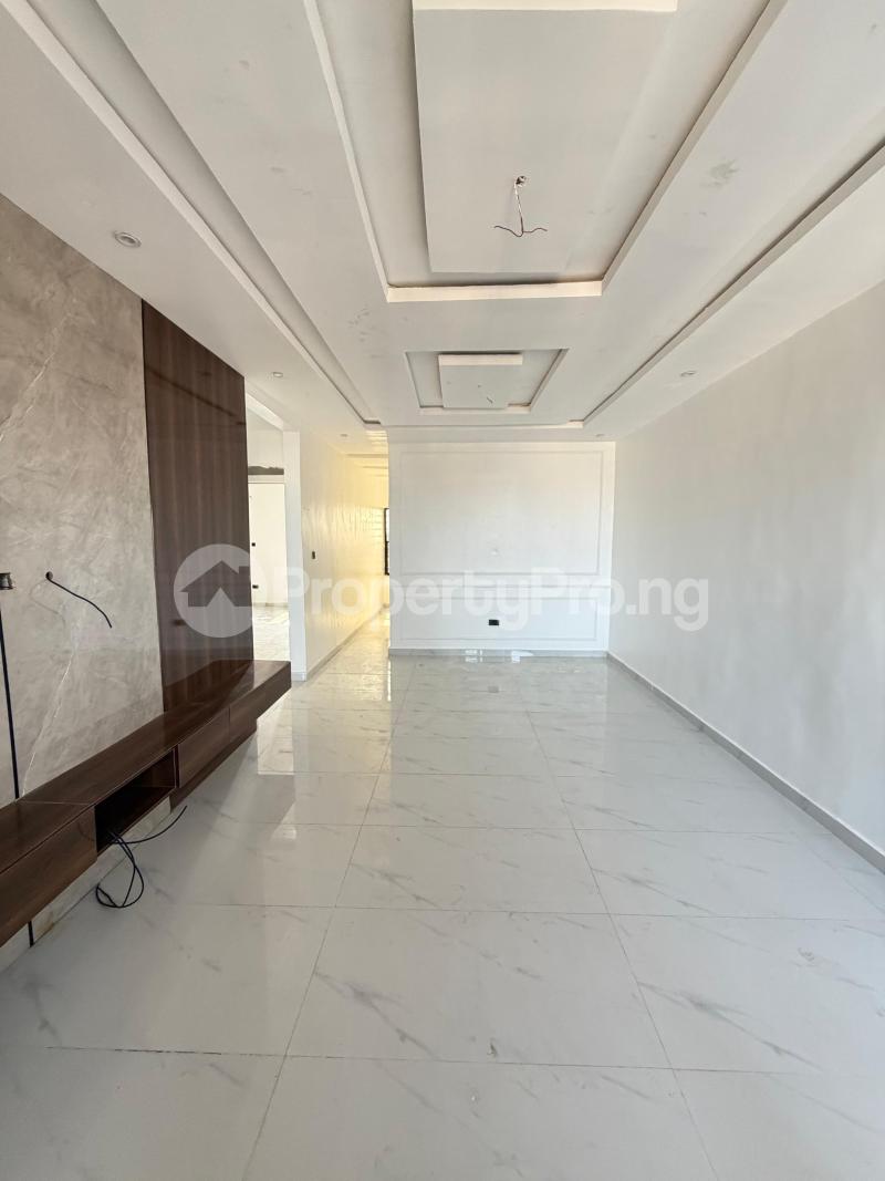 2 bedroom House for rent Igbo-efon Lekki Lagos